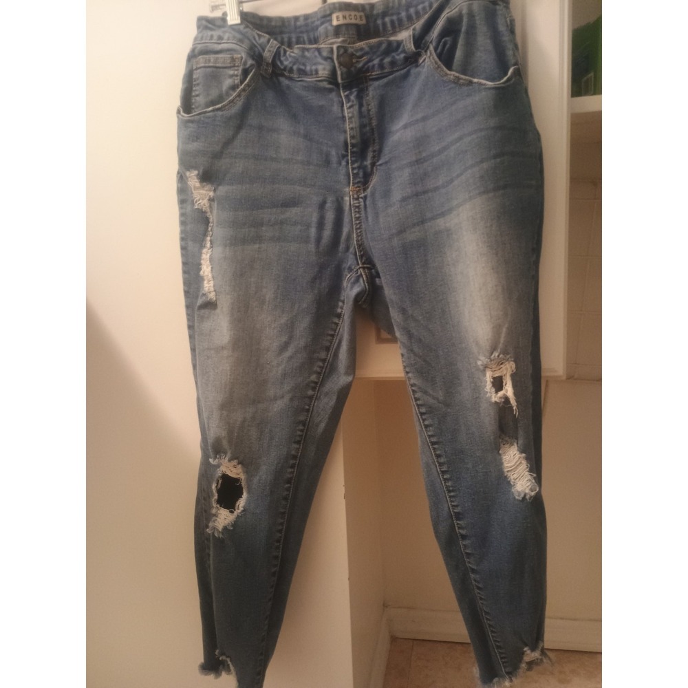 Encore Women's Blue Light Wash Distressed Denim Skinny Jeans Size 20